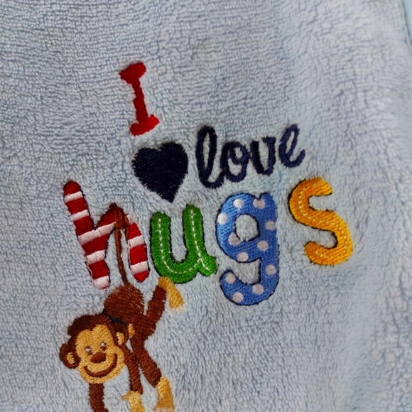 Bundle of 3 blankets for baby boy - Picture 2 of 6